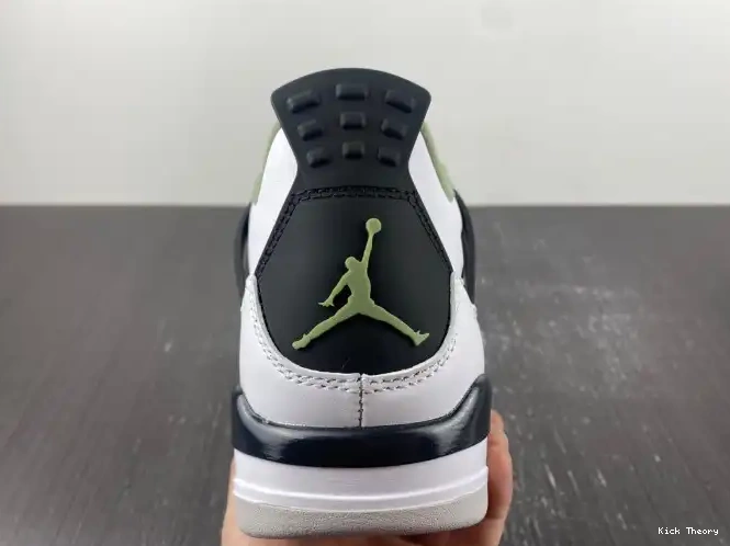 Kicktheory AQ9129-103 Seafoam Jordan WMNS 4 Air 0503